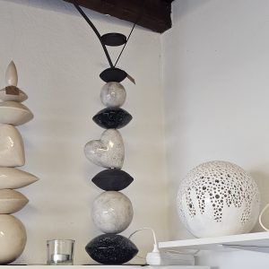 Totem con cuore porta candela