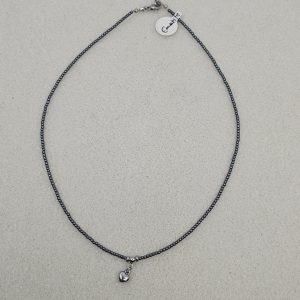 Collana corta in Ematite